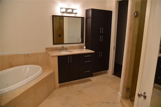 Building Photo - 7560 SW 56th Ct