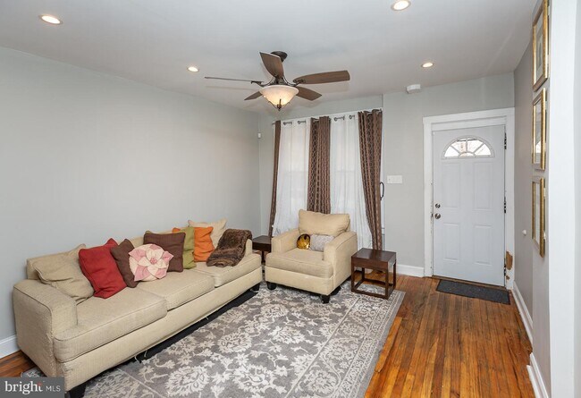 Building Photo - 4312 Dobson St