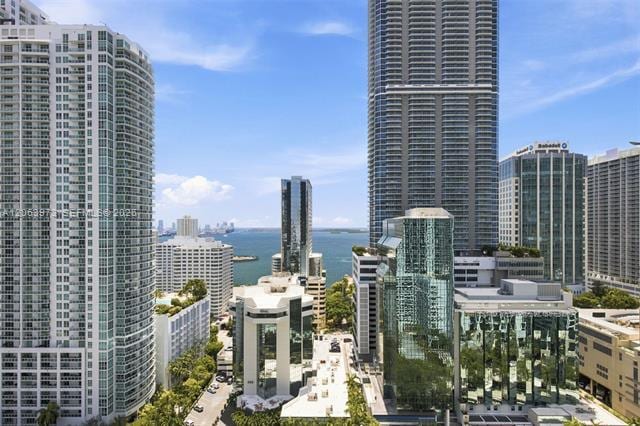 Building Photo - 1010 Brickell Ave