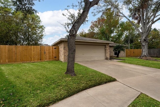 Building Photo - 14330 Templar Ln