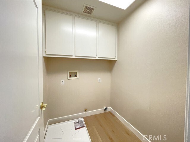 Building Photo - 9 Bel Flora Ct