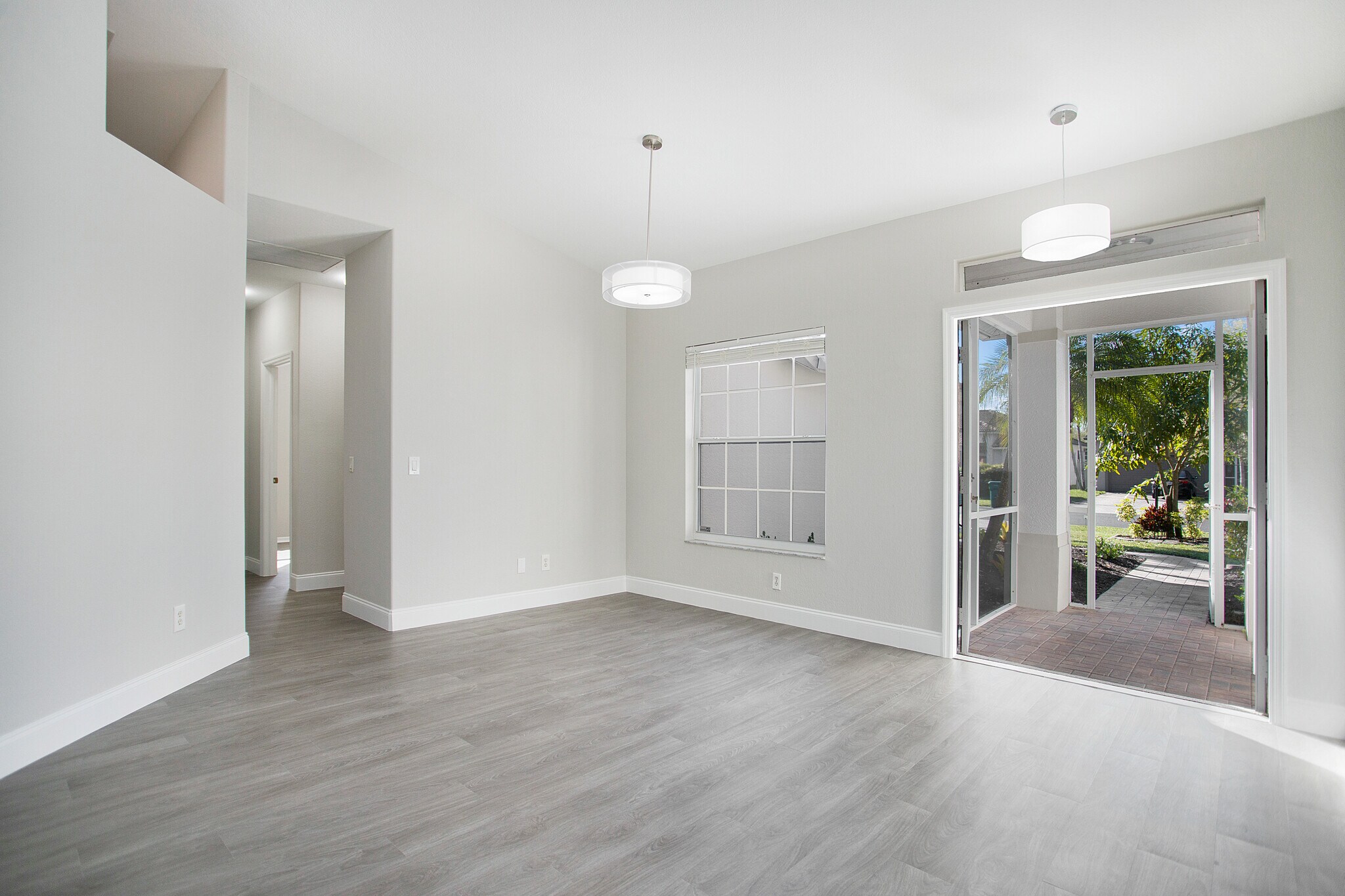 Building Photo - 2921 Inlet Cove Ln E