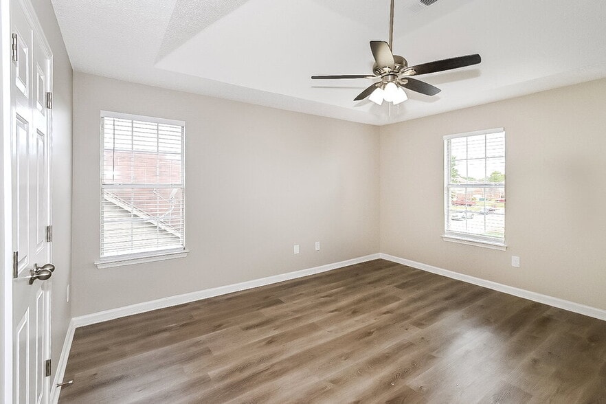 Building Photo - 12873 Fox Ridge Ln