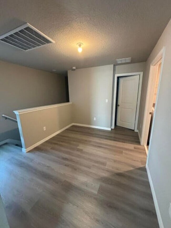 Building Photo - 3521 Joshua Tree St