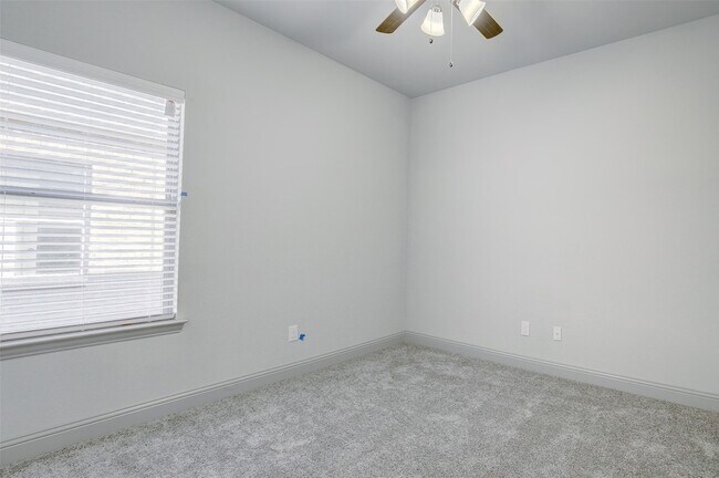 Building Photo - 7821 Cypress Dr