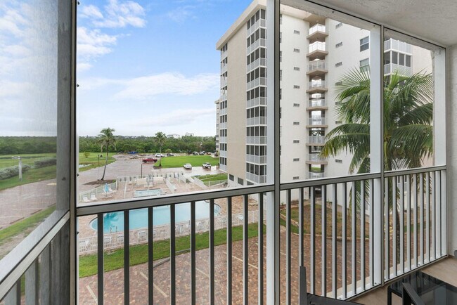 Building Photo - 1030 Hickory Blvd