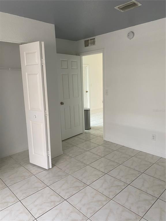 Building Photo - 15320 SW 43rd Avenue Rd