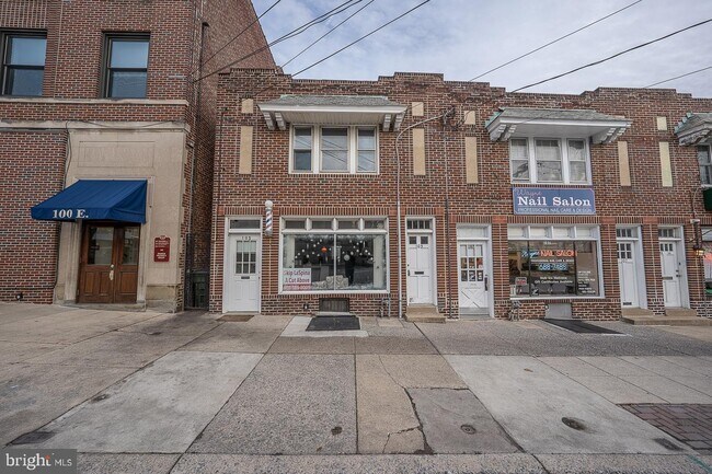 Building Photo - 104 S Wayne Ave