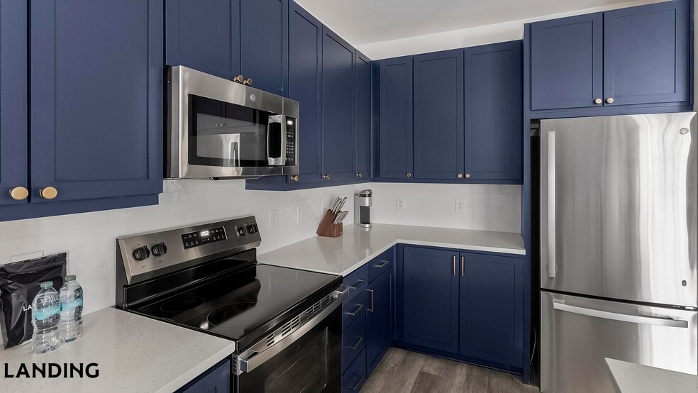 Building Photo - 2900 4th Ave NW