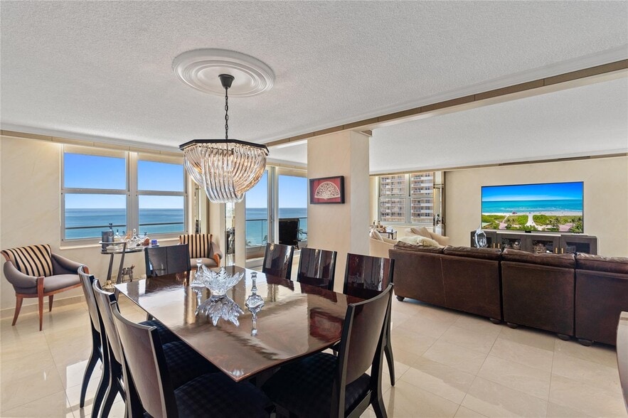 Building Photo - 1920 S Ocean Dr