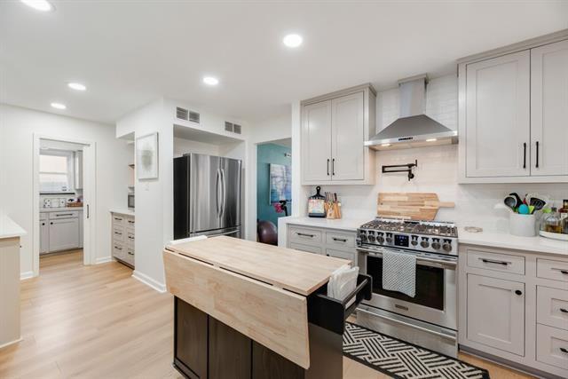 Building Photo - 510 Willow Creek Ct