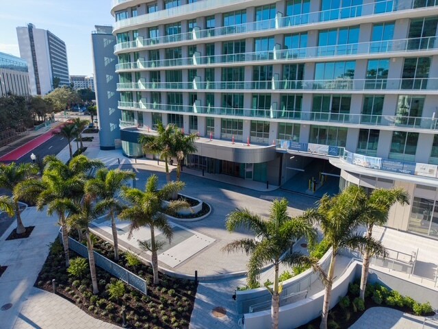 Building Photo - 400 Central Ave