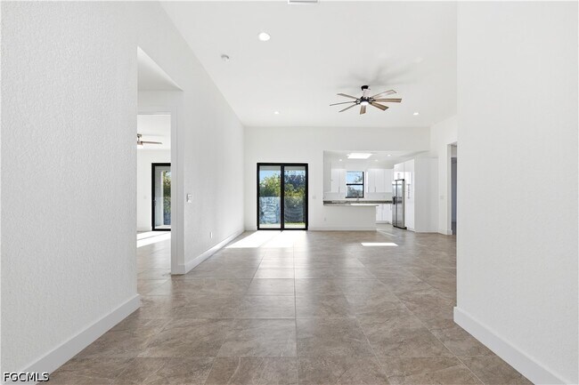 Building Photo - 1119 NW 28th Pl