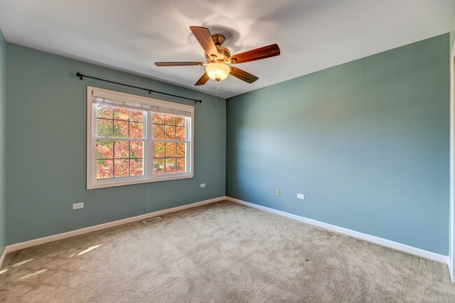 Building Photo - 227 Beaver Creek Dr