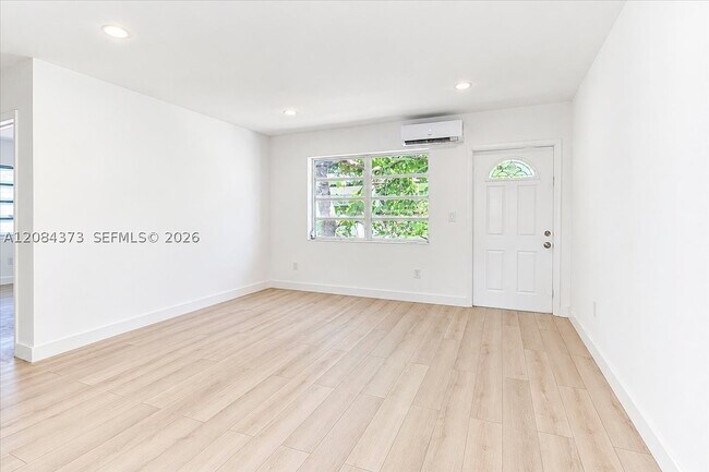 Building Photo - 355 NE 55th St