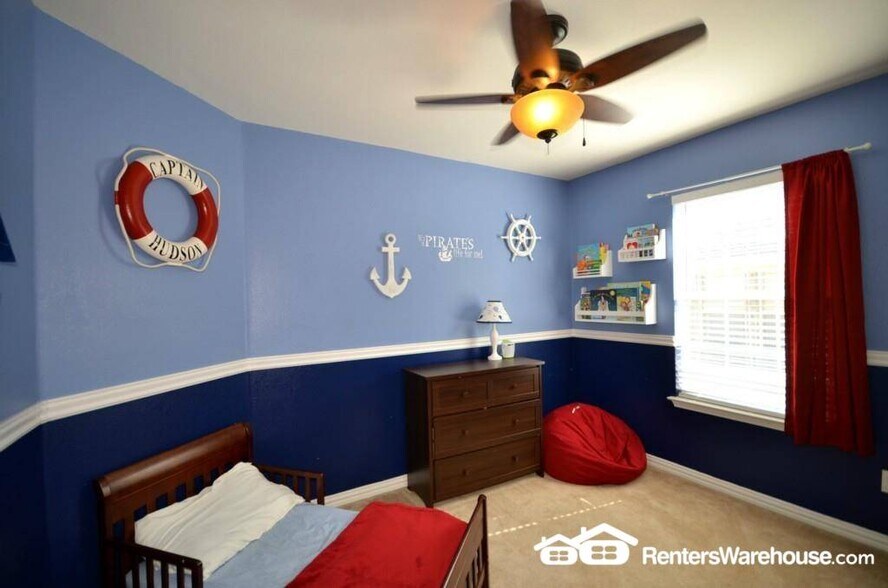 Building Photo - 155 Birdwell Ln