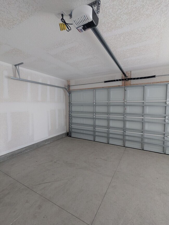 Building Photo - ENTRADA SUBDIVISION - 2024 BUILD -  4/2/3 ...