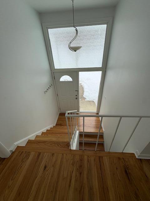 Building Photo - 255 Brookside Dr