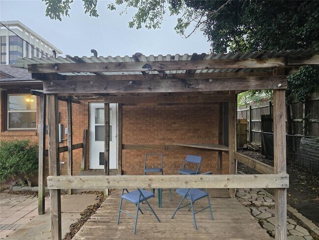 Building Photo - 3701 NW 59th St