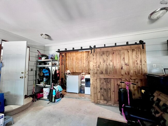 Building Photo - 4722 Florist St