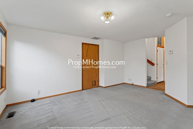 Building Photo - Charming 3-Bedroom, 2.5-Bath Home in Aloha