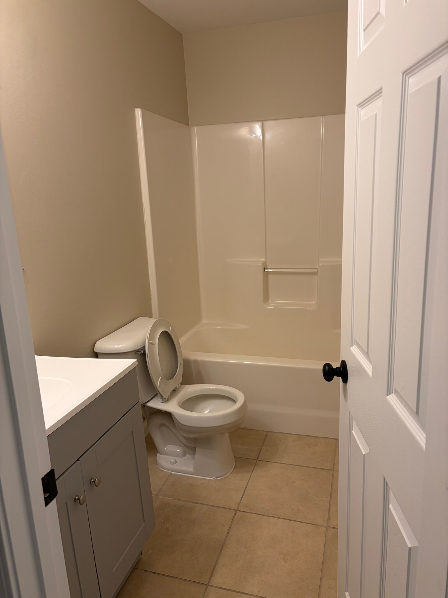 Building Photo - 517 Victoria Manor Dr