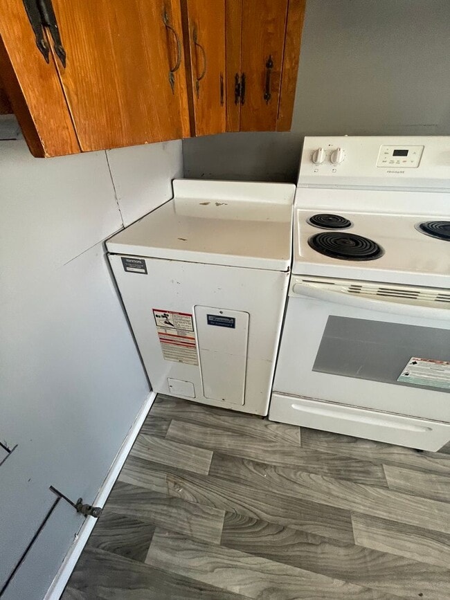 Building Photo - Corner Lot Home – Central City - Corpus Christi, TX