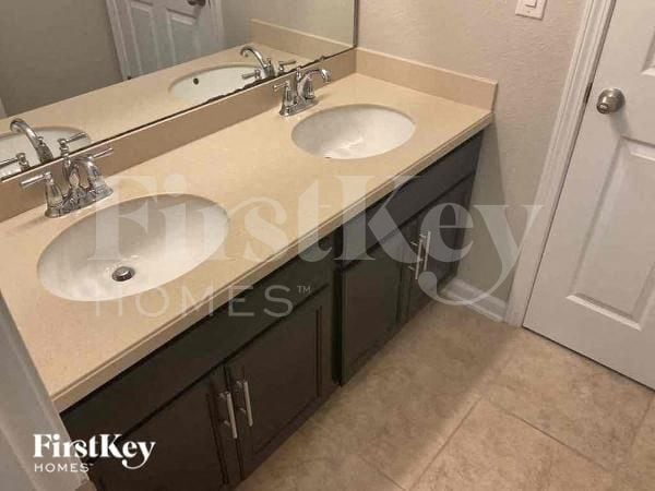 Building Photo - 95415 Woodbridge Pkwy