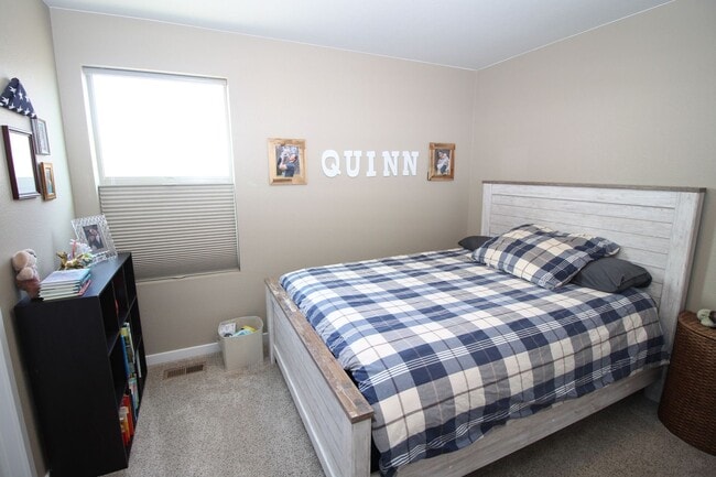 Building Photo - 2392 Pelican Bay Dr