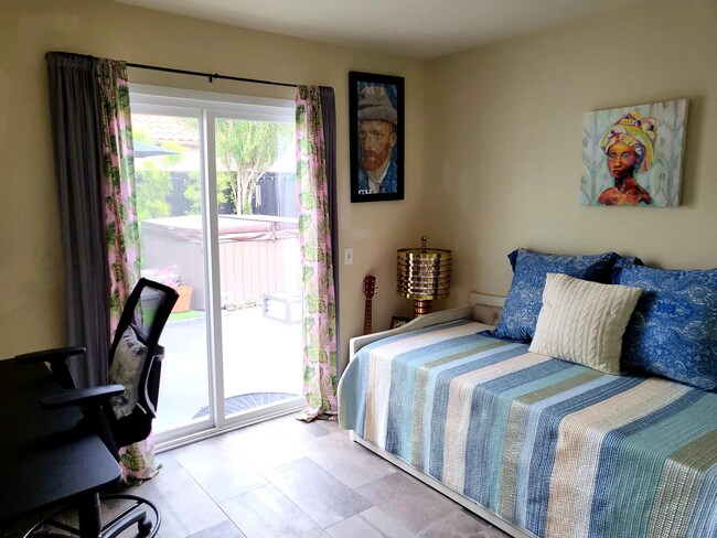 Building Photo - 4 Bedroom Home in the Hosp Grove Area of Olde Carlsbad