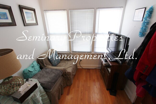 Interior Photo - 1030 W George