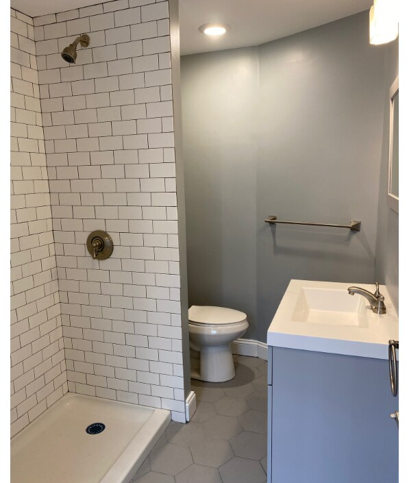 Building Photo - 16 Chelsea St