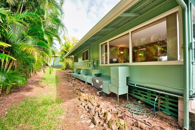 Building Photo - 64 Kaapuni Loop