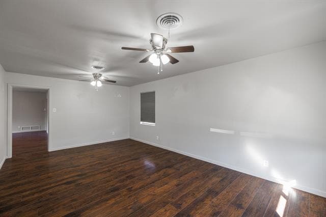 Building Photo - 2140 Glenwood Dr