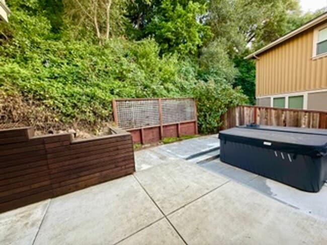 Building Photo - Coming Soon! Desirable 4 bedroom in Scotts Valley!