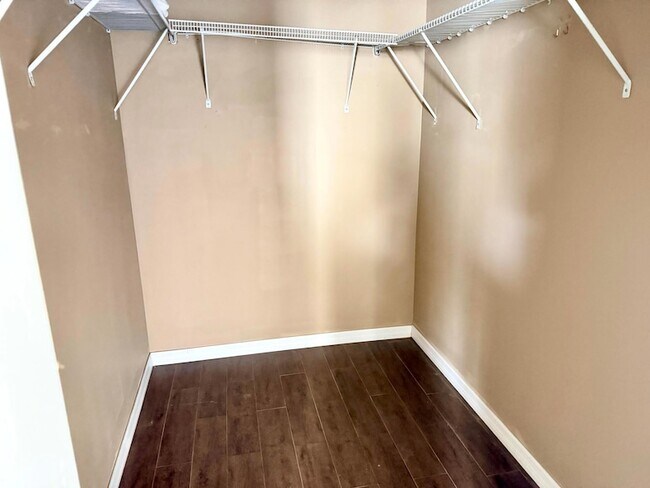 Building Photo - 3902 Chapel St