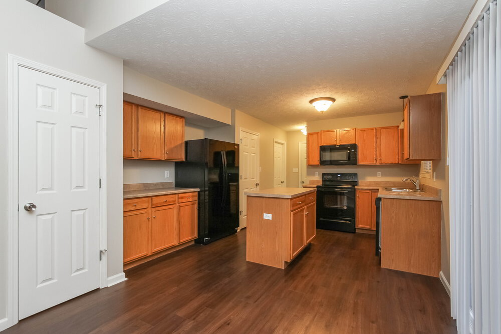 Building Photo - 16864 Maraschino Dr