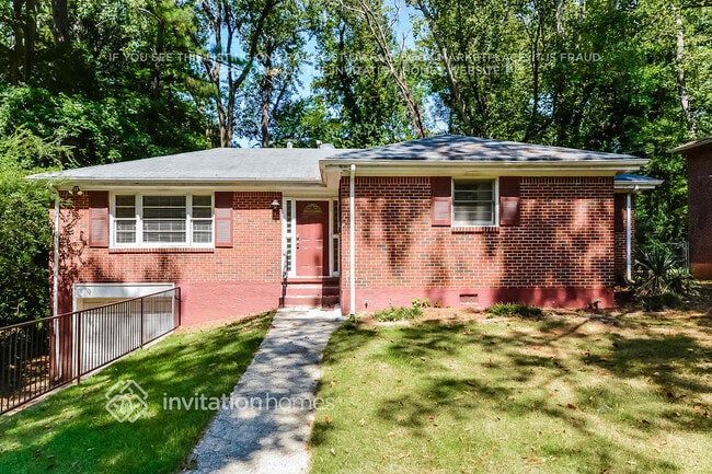 Building Photo - 2725 Rollingwood Ln SE