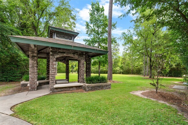 Building Photo - 131 E Beckonvale Cir