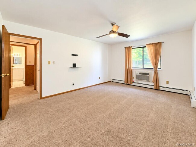 Building Photo - 248 Concord Ln