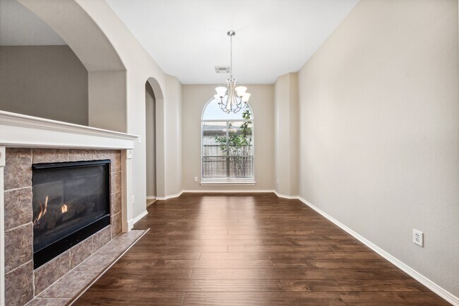 Building Photo - 17218 Double Lilly Dr
