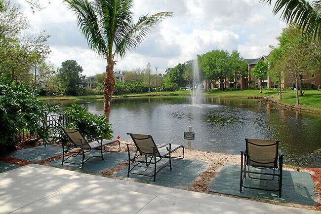 Building Photo - Charming 1-Bedroom Condo Retreat in Melbou...