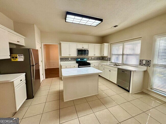 Building Photo - 10920 Glenbarr Dr