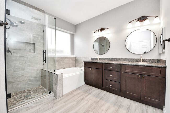 Building Photo - 11514 Mill Bridge Ct