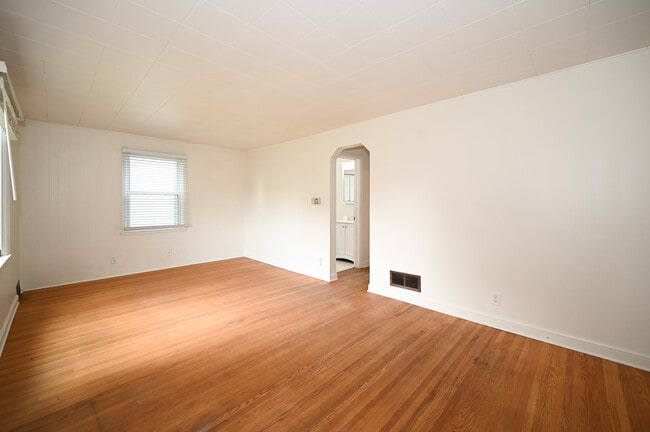 Building Photo - 1221 8th Ave NW