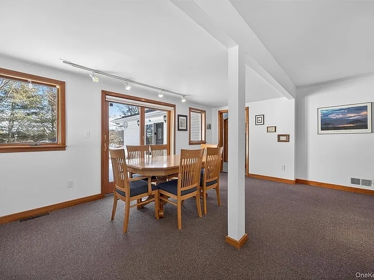 Building Photo - 2 Thomas Jefferson Pl