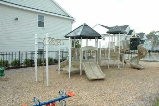 Building Photo - 303 Southern Pecan Cir