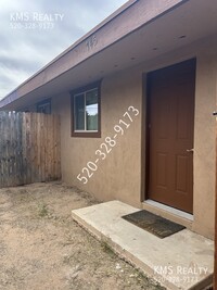 Building Photo - 1 Bed / 1 Bath Unit - OWNER/AGENT