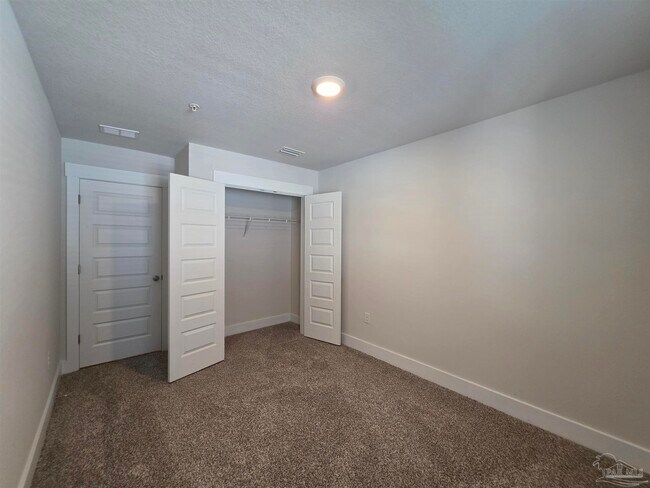 Building Photo - 9525 Nature Crk Cir