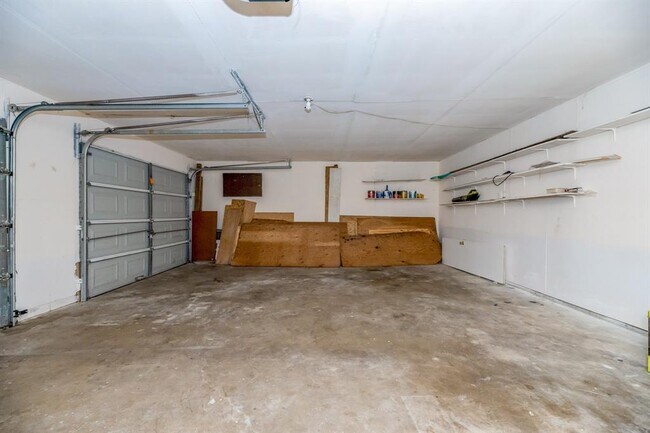 Building Photo - 2710 Yorktown Dr